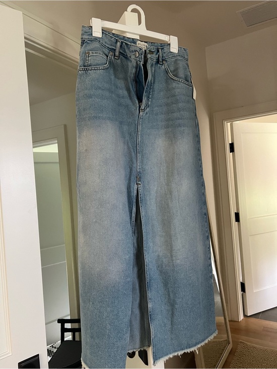 Pilcro Dresses & Skirts - Pilcro nwt denim skirt